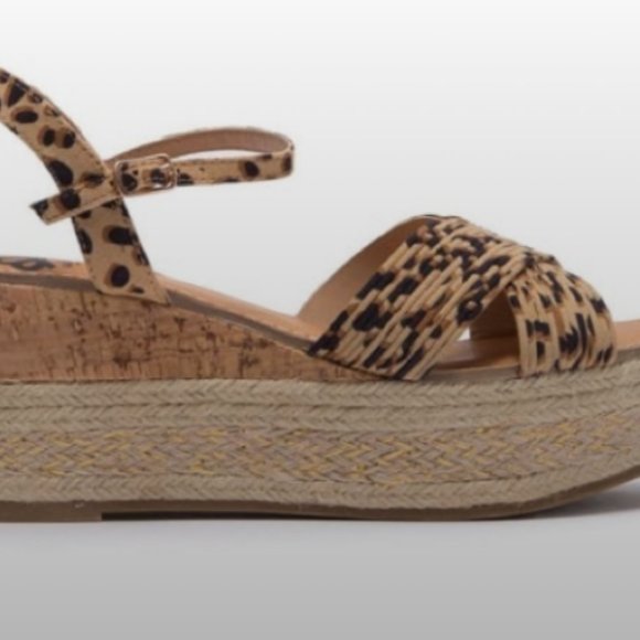 Fergie Pardy Ankle Strap Sandal - Leopard - NIB - Picture 2 of 11